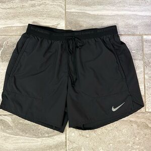 Nike Stride 5" Running Shorts